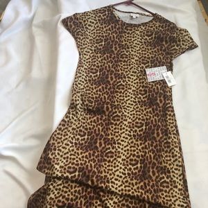 BNWT small Lularoe Maria